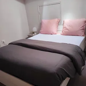  Appartement Cozy Proche De La Gare Et Zenith France